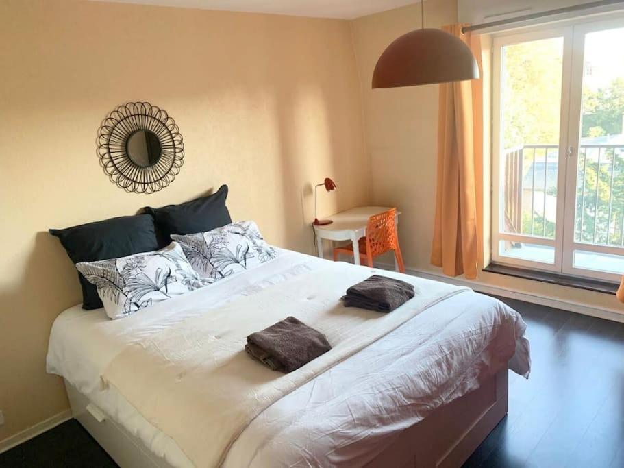 Calme, Grand Parquet,chateau,insead Apartment *